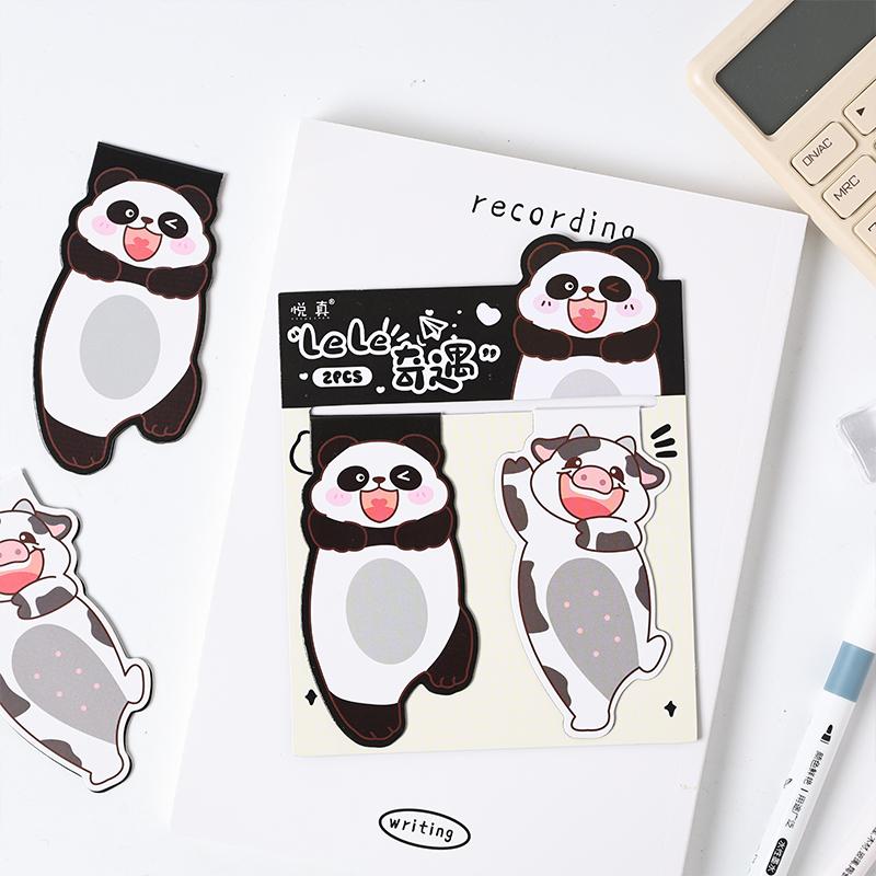 2pcs/Set Cub Adventure Magnetic Bookmarks Cartoon Animal Print Kawaii Mini Page Clips Marker Holder for Reading Books