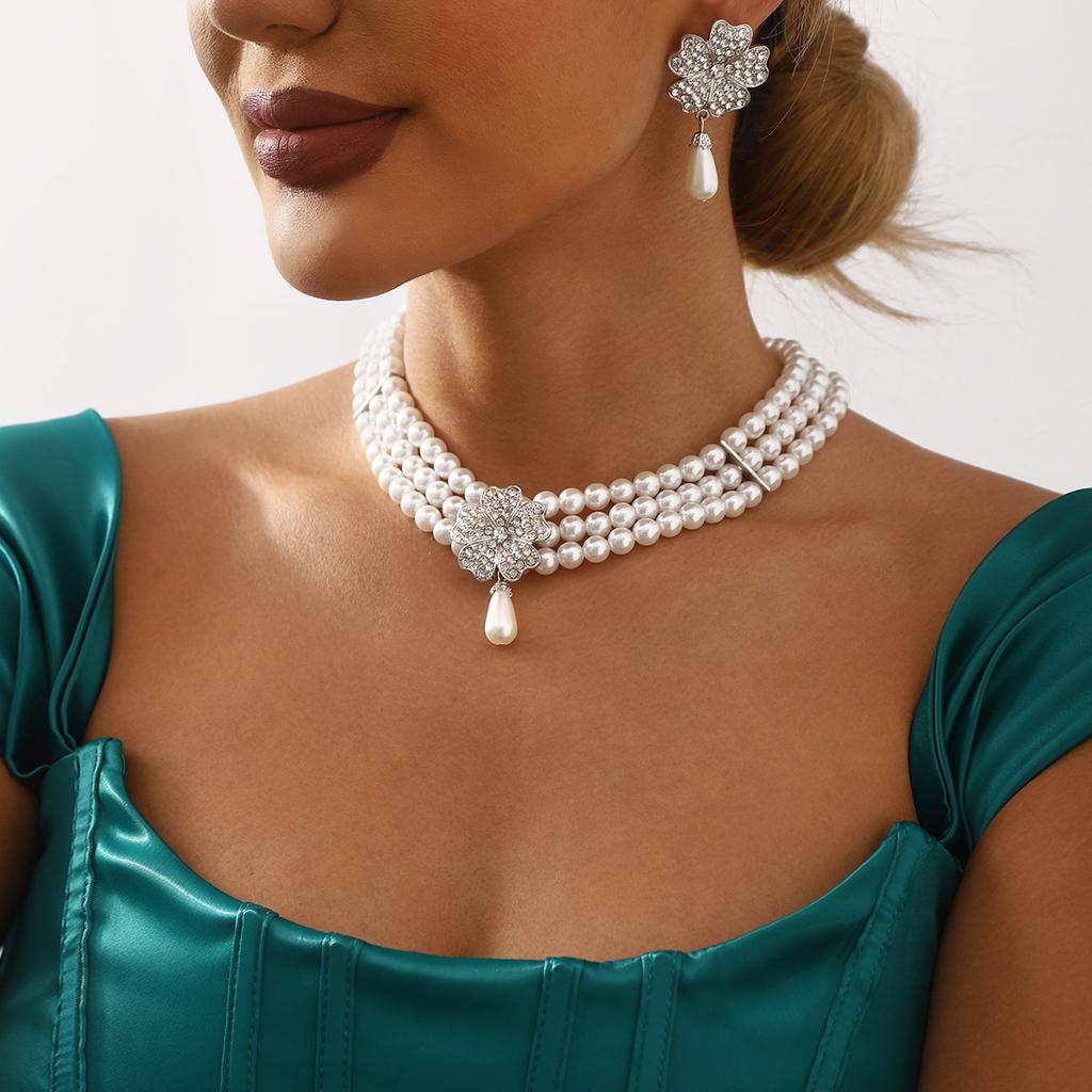 Tooxika French Temperament Flowers And Diamonds Accessories White Pearl Earrings Necklace Bracelet Set Of Three Bridal Jewellery