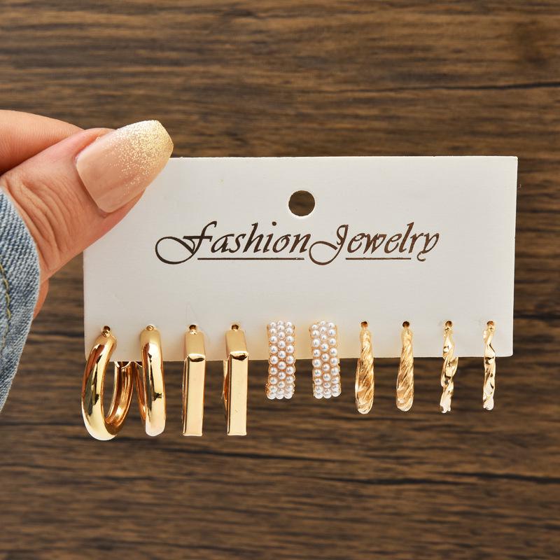 Chic Cross-Border Fashion Earrings for Women: Elegant and Versatile Ear Drops with a Bold, High-End Look