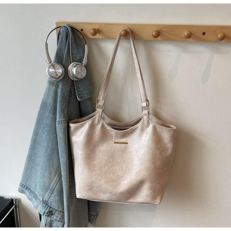 Large-capacity Bag Women's Autumn and Winter Versatile New Simple Shoulder Bag Retro Casual Commuter Tote Bag