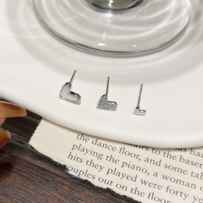 Niche Heart Combination Earrings Light Luxury High-end Temperament 100% Match Dainty Exquisite Women's Daily Versatile Earrings