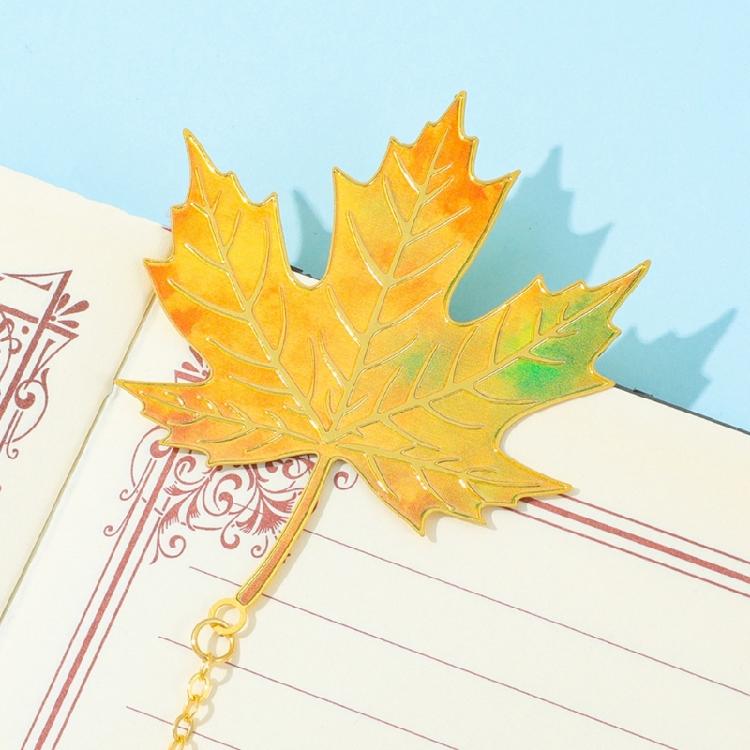 4Pcs Fall Leaves Themed Metal Bookmarks with Chain Pendant Books Page Marker Reading Aid for Book Lover Readers Writers