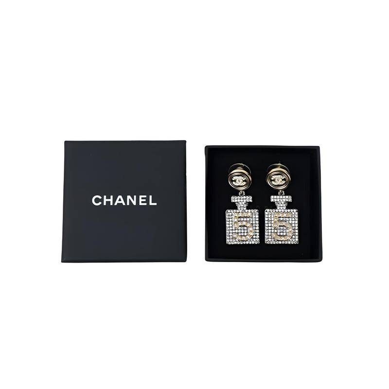 Chanel Nie. Kolczyki do perfum z pełnym diamentem na 100. rocznicę