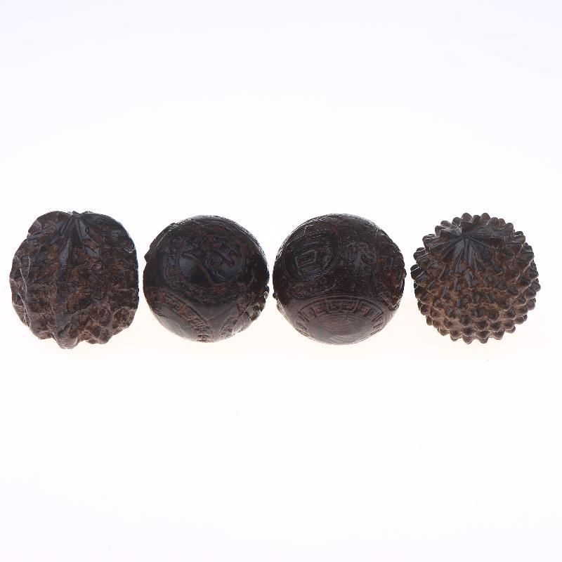 1Pair Sandalwood Handheld Ball Relief Walnut Handheld Ball Massage Exercise Healthcare Plaything Hand-Worn Ball