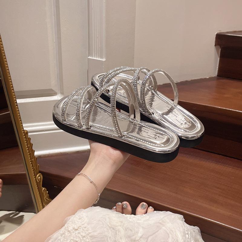 Fairy Wind Slippers Female 2025 Summer New One Shoe Two Wear with Skirt Slippers Seaside Temperament Wear Cool Slippers