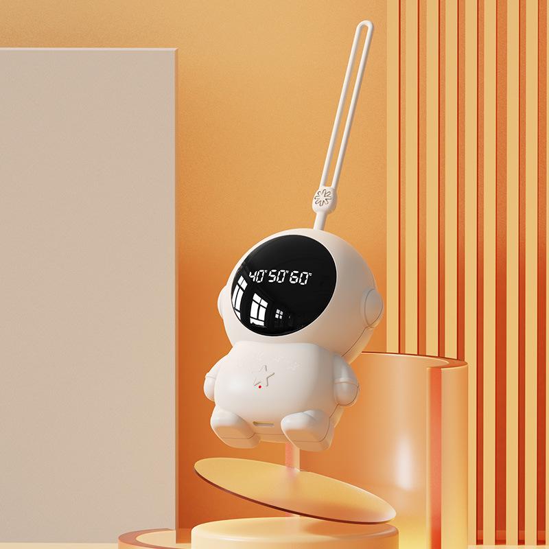

Rechargeable Cute Cartoon Astronaut Hand Warmer - Mini USB Winter Gift, Explosion-Proof 1200mAh
