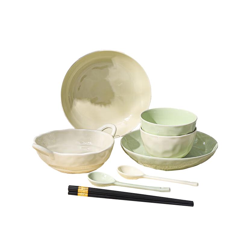 Pehrson Cream Style 9-Piece Dinnerware Set