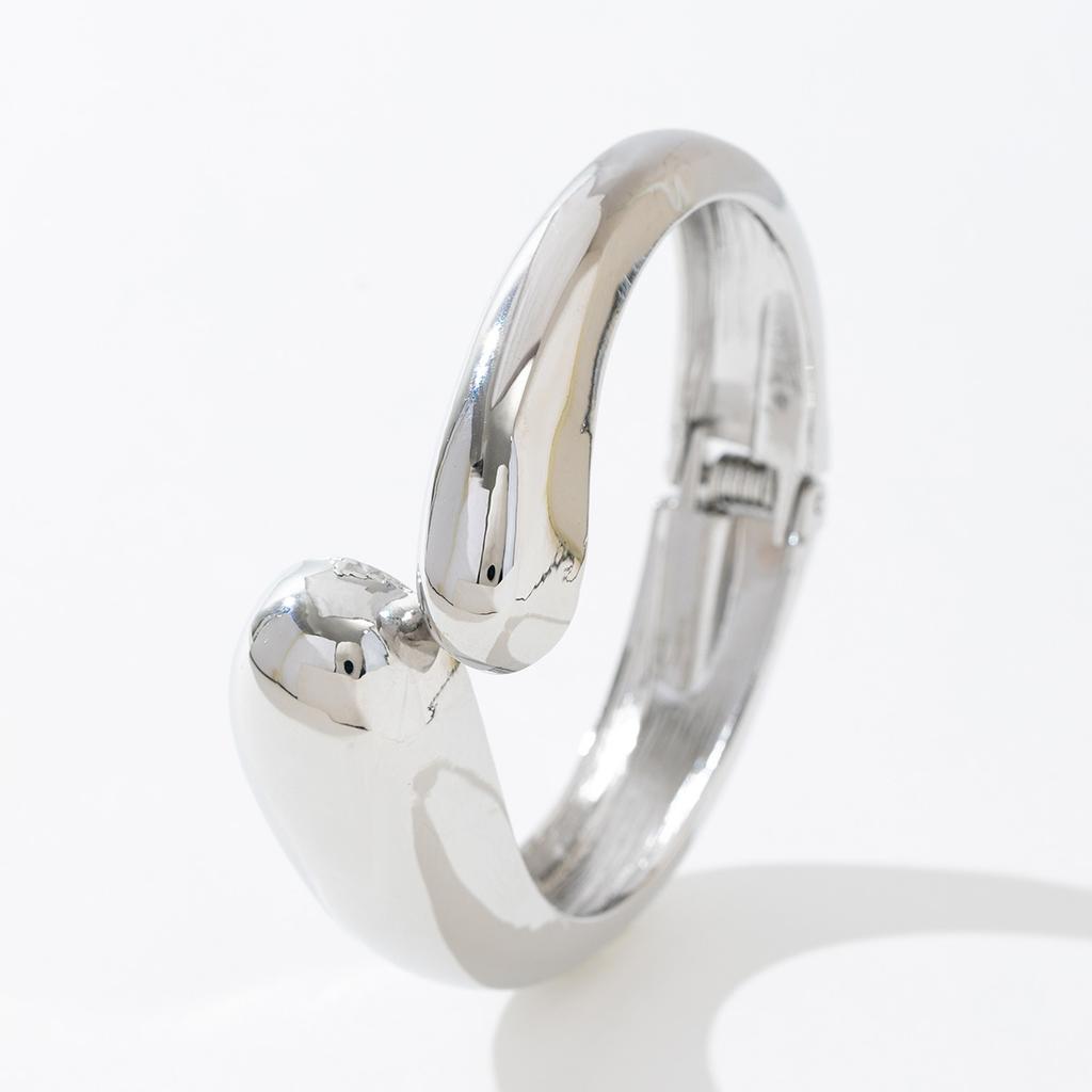 Luxury Alloy Open Cuff Bracelet for Women Irregular Shape Minimalist Design Adjustable Size Fashion Jewelry Accessory