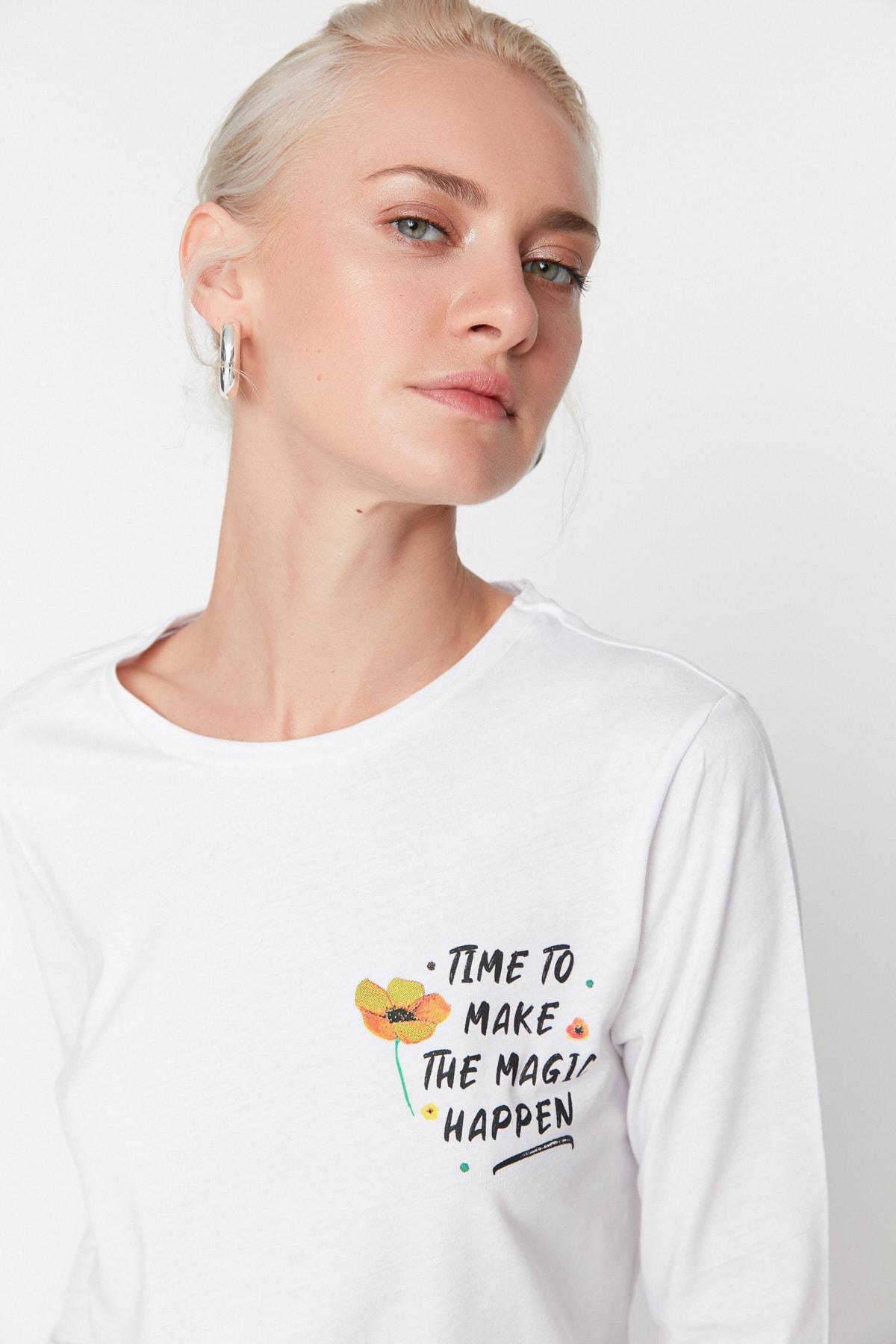 

Футболка - Белая - Стандартный крой