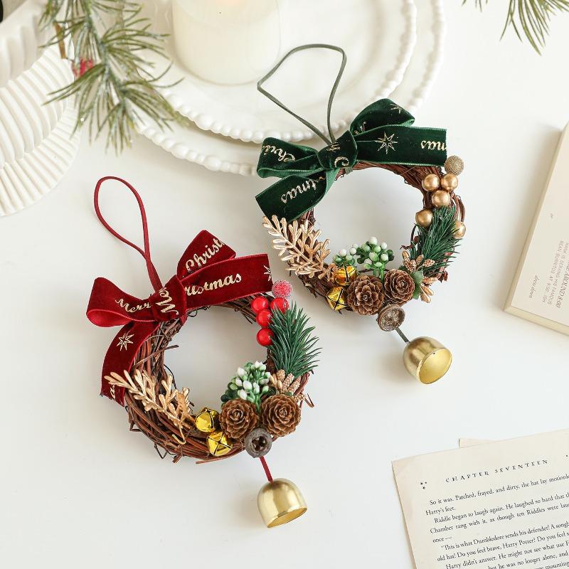 New Christmas bell pendant wrought iron metal scene arrangement pendant Christmas tree decoration wreath door decoration