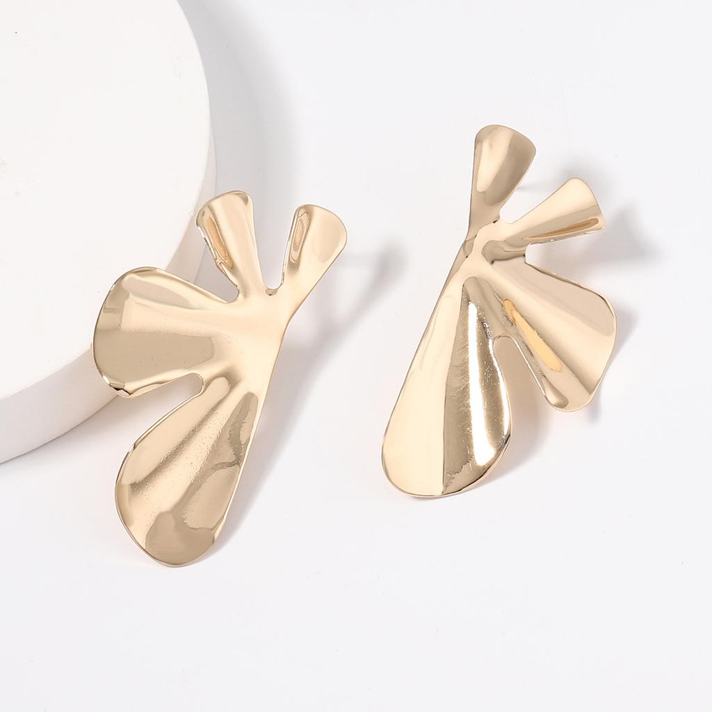 New Fashionable, Irregular, High-end and Personalized Petal-shaped Alloy Earrings, Light Luxury Earrings for Women