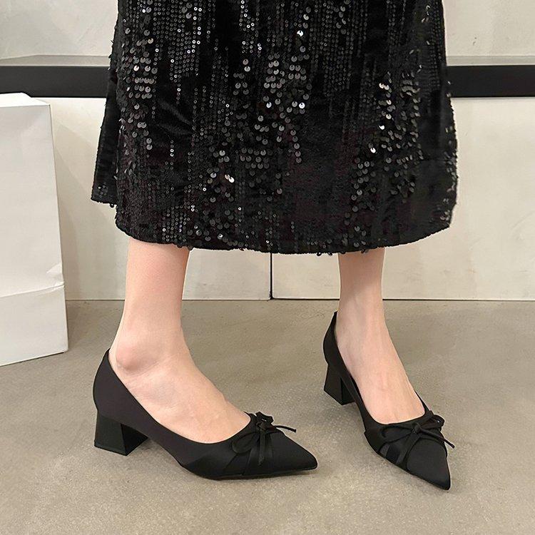 [Youshilai] Korean version of pointed-toed shallow-mouth rhinestone high heels for women's 2025 spring new skirt versatile single shoes