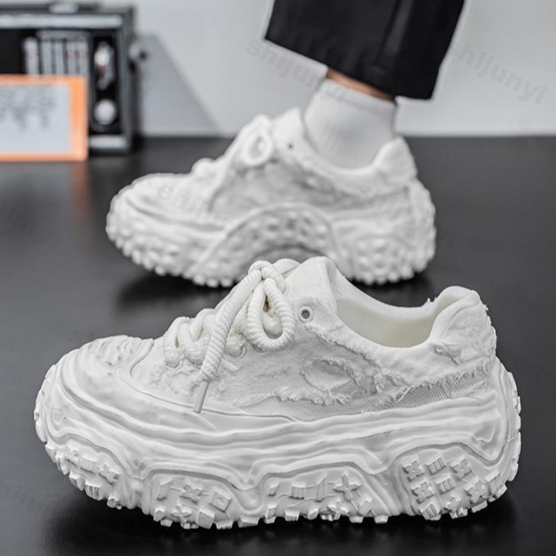 Fashion Niche Denim Patchwork Design Breathable Casual Shoes Men 2025 Spring Fashion Trend Thick Soled Shoes Comfortable Chunky sneakers