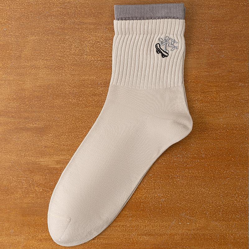 

Мужские весенне-осенние новые мультяшные вышитые носки-гольфы спортивные бесшовные с двумя отверстиями и контрастной расцветкой 1 pair хаки