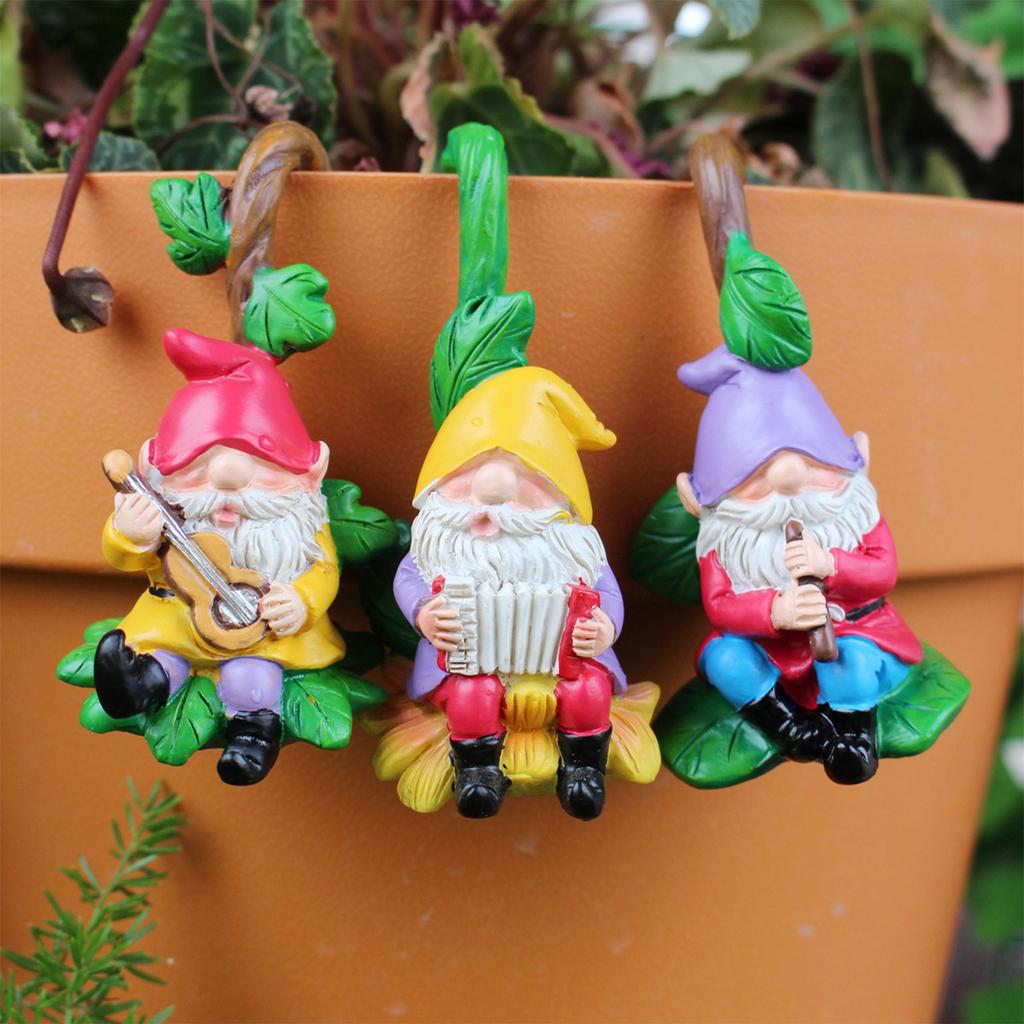 Set of 3 Miniature Figurine Climbing Gnome Resin Sculpture Figurine for Patio Lawn Garden Yard