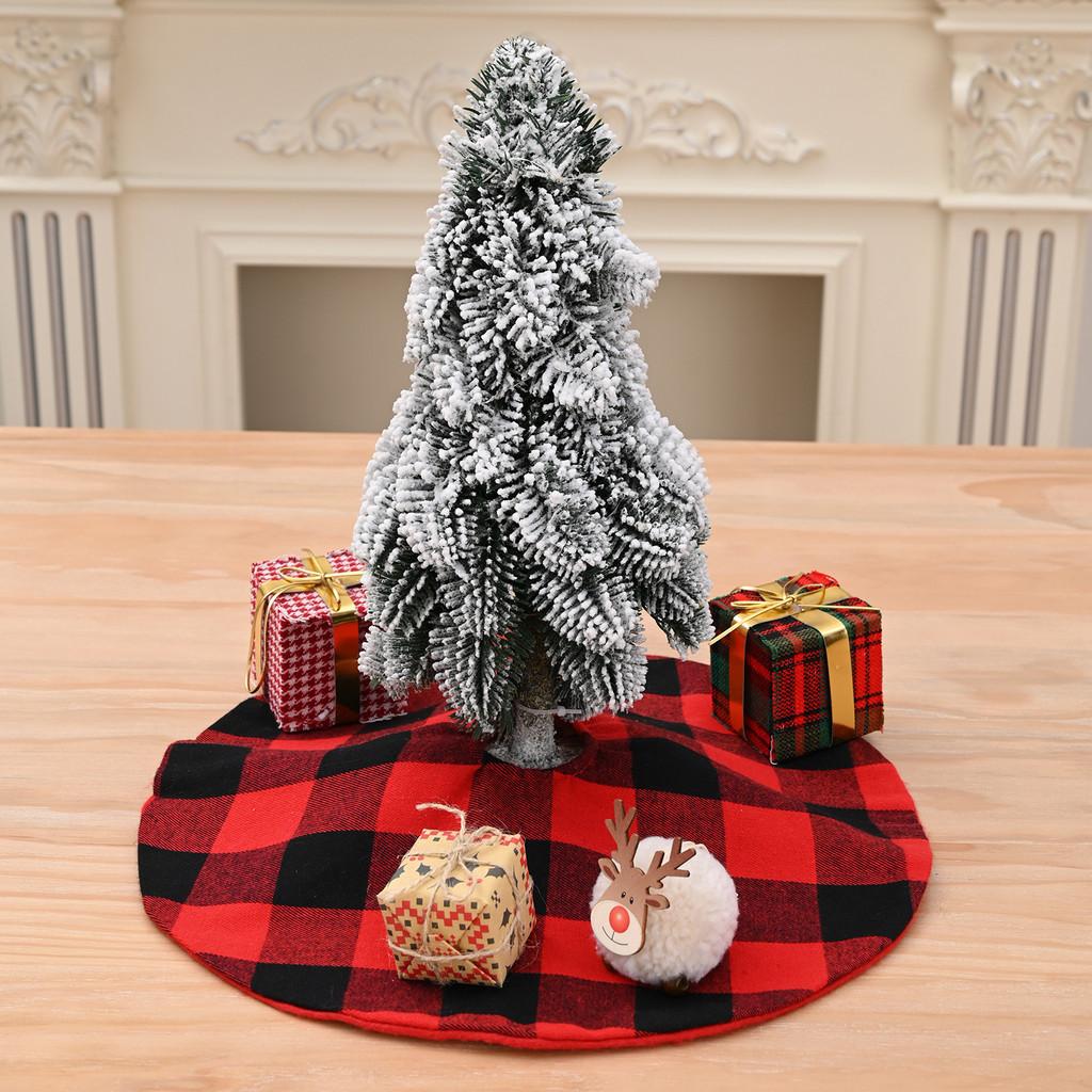 Charming Tree Mini Skirt For Christmas Featuring Soft Red Black And Black Fabric White
