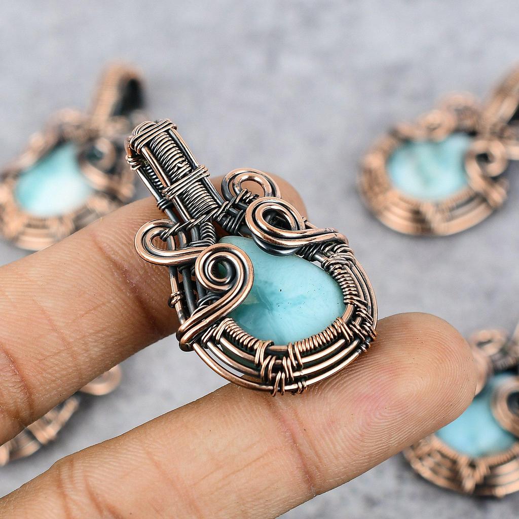 Larimar/Pectolite Gemstone Pure Copper Wire Wrap Ručně vyráběný šperkový přívěsek