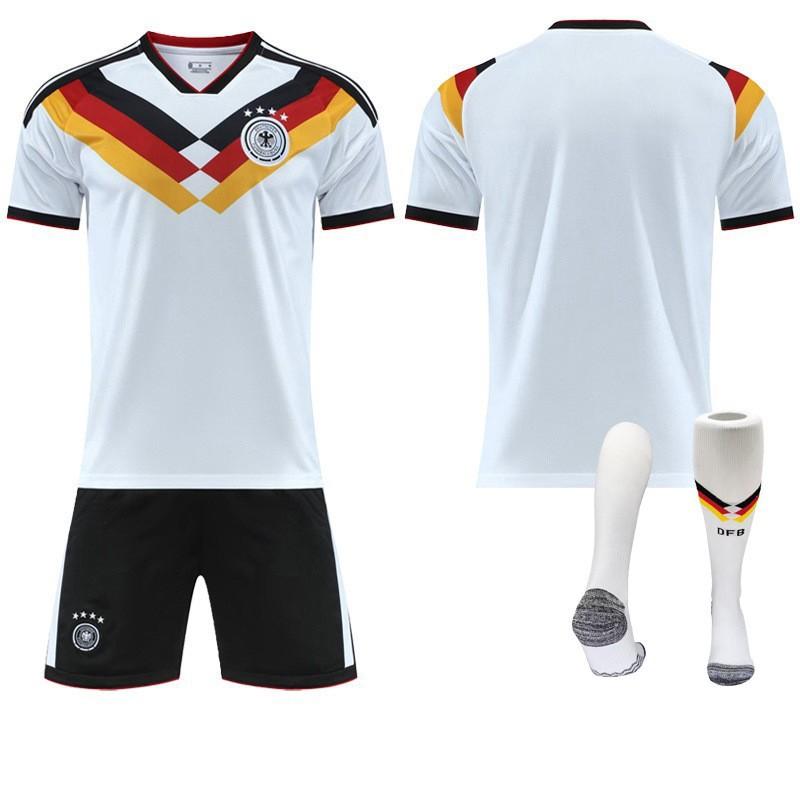 2627 Coupe du Monde Allemagne Domicile N°. 10 Musiara Jersey 7 Hafertz 8 Kross Costume Uniforme de Football Hommes