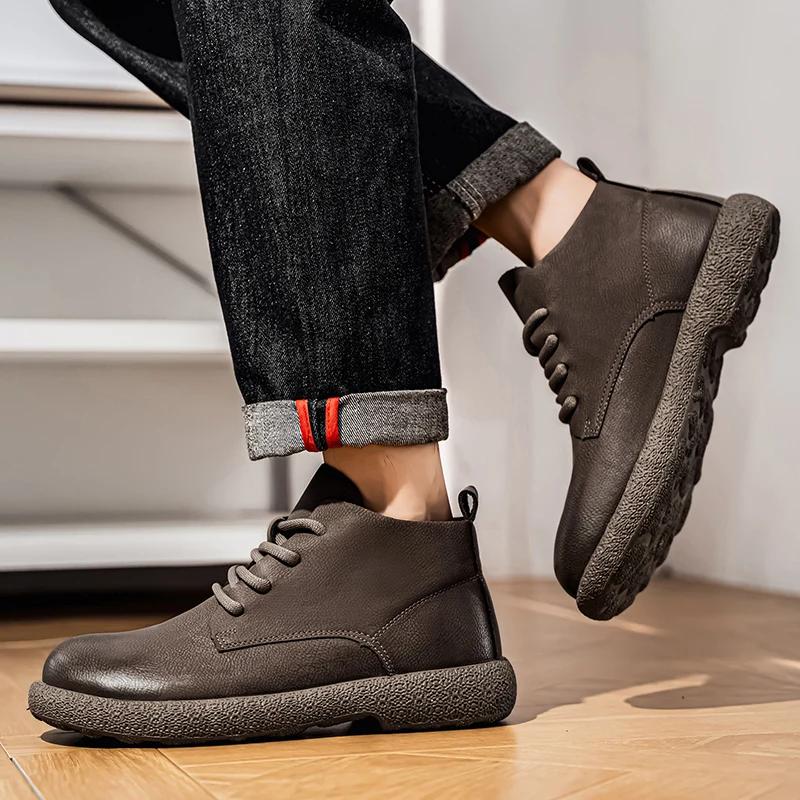 Fashion Men Ankle Boots Brown Short Boots Luxury Shoes Designed for Pilots Durable Structure, Fashionable Flat Shoes Ideal for Cities