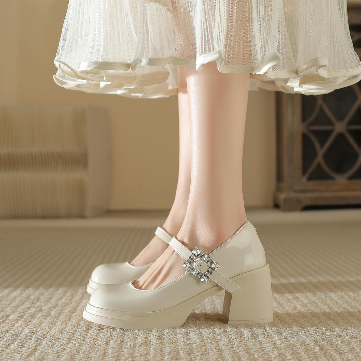 

Mary Jane shoes women s spring 2025 new versatile thick heel platform patent leather Internet celebrity rhinestone temperament high heel shoes 40