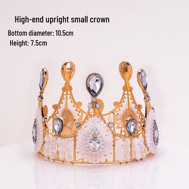 Coroană de Prințesă pentru Zi de Naștere cu Aripi de Pene, Perle și Cristale – Mini Accesorii pentru Copii