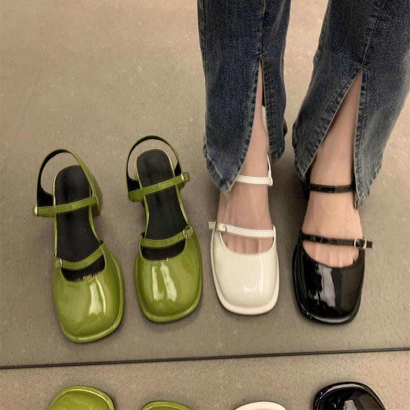 Women's 2025 Summer Square-Toe Mary Jane Sandals: Closed-Toe, Mid-Heel, Non-Slip, Versatile, Trendy.