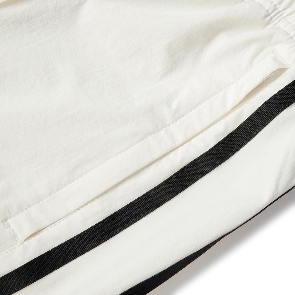 Li Ning Sports Lifestyle Series Casual Simple Striped Ice Silk Quick-Dry Cool Straight-Leg Knitted Sports Pants Women pants Off-White AYKV480-1