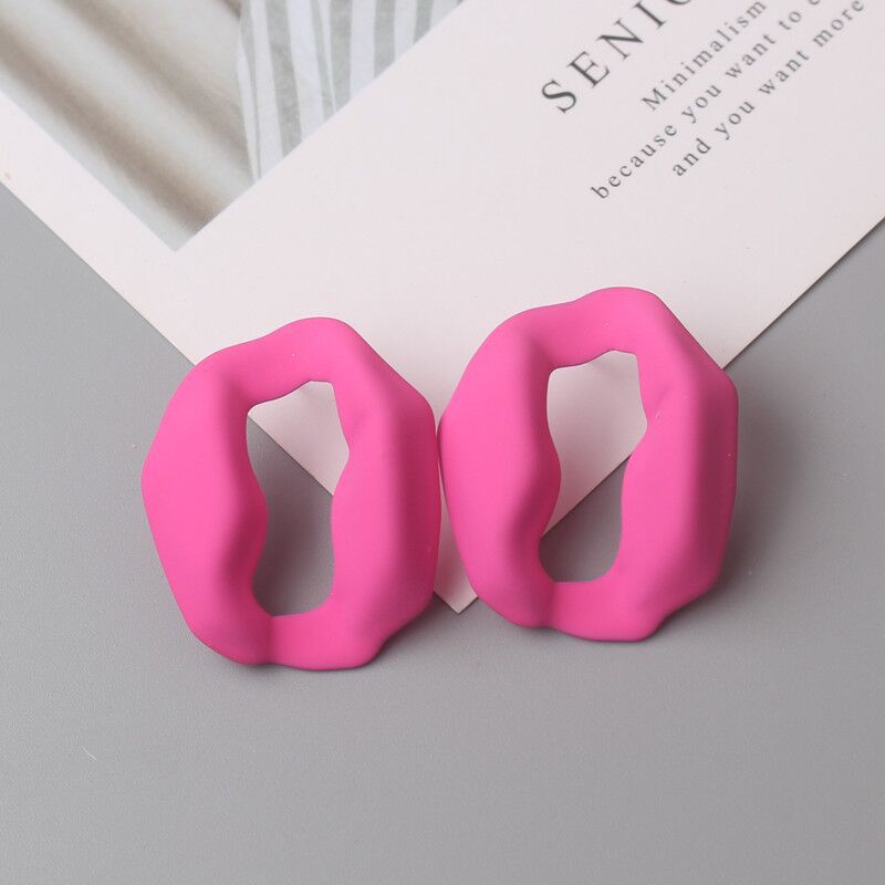 Irregular Geometry Metal Earrings for Women Vintage European Hollow Oval Drop Earrings Party Chunky Statement Jewelry