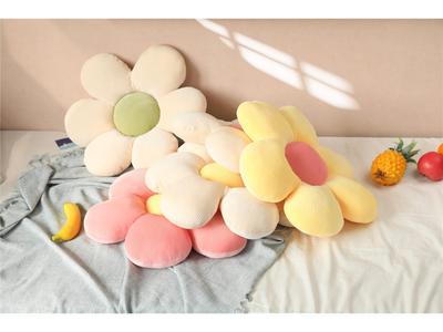 Velký roztomilý plyšový polštář pro panenku Daisy Flower pro dívky