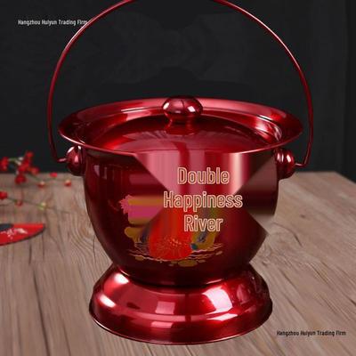 Portable Red Wedding Spittoon with Lid – Stainless Steel-Look Enamel Chamber Pot for Children