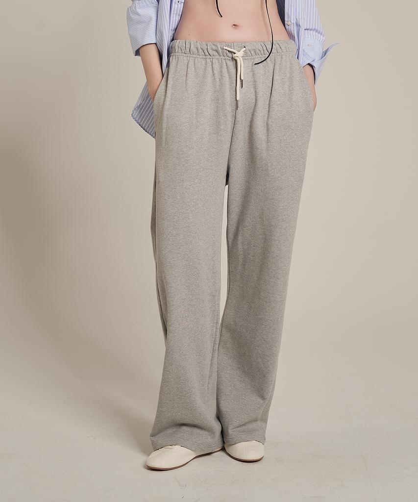 Iteoneolmomeonteu Rivet Sweatpants _ Gray