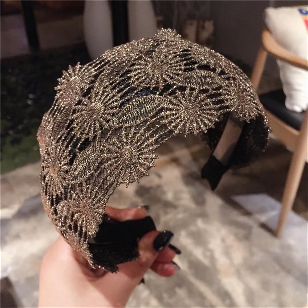 

Fashion Women Lace Hairbands Wide Hair Hoop No-slip Lady Flower Hollow Headbands with Teeth Elegant Female Hair Accessories Size fits all