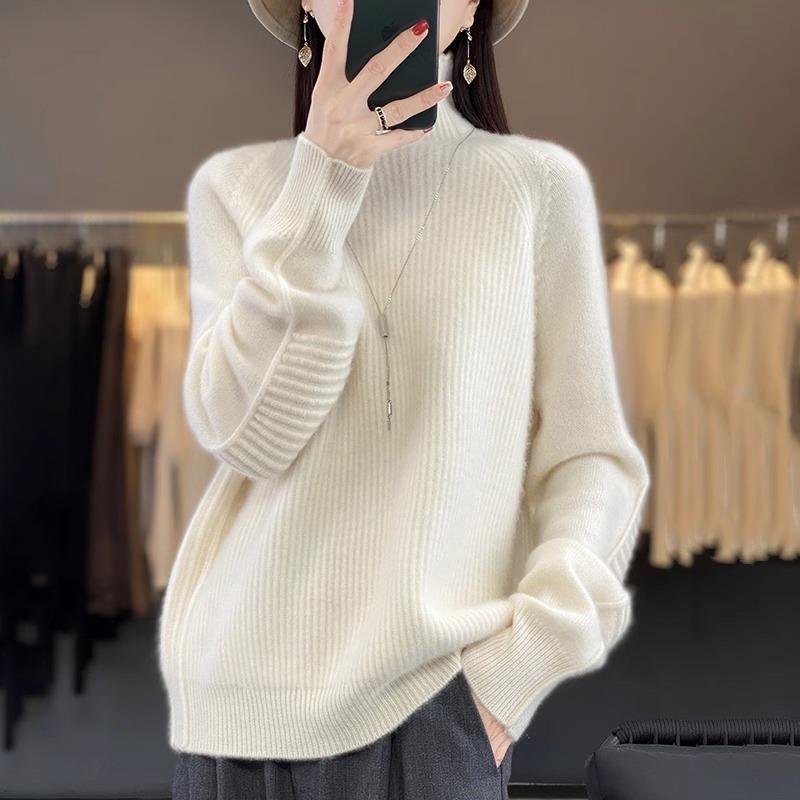 Solid Color Turtleneck Pullover Sweater Women's Autumn and Winter Temperament Commuter Style New Loose and Thick Bottoming Knitted Sweater