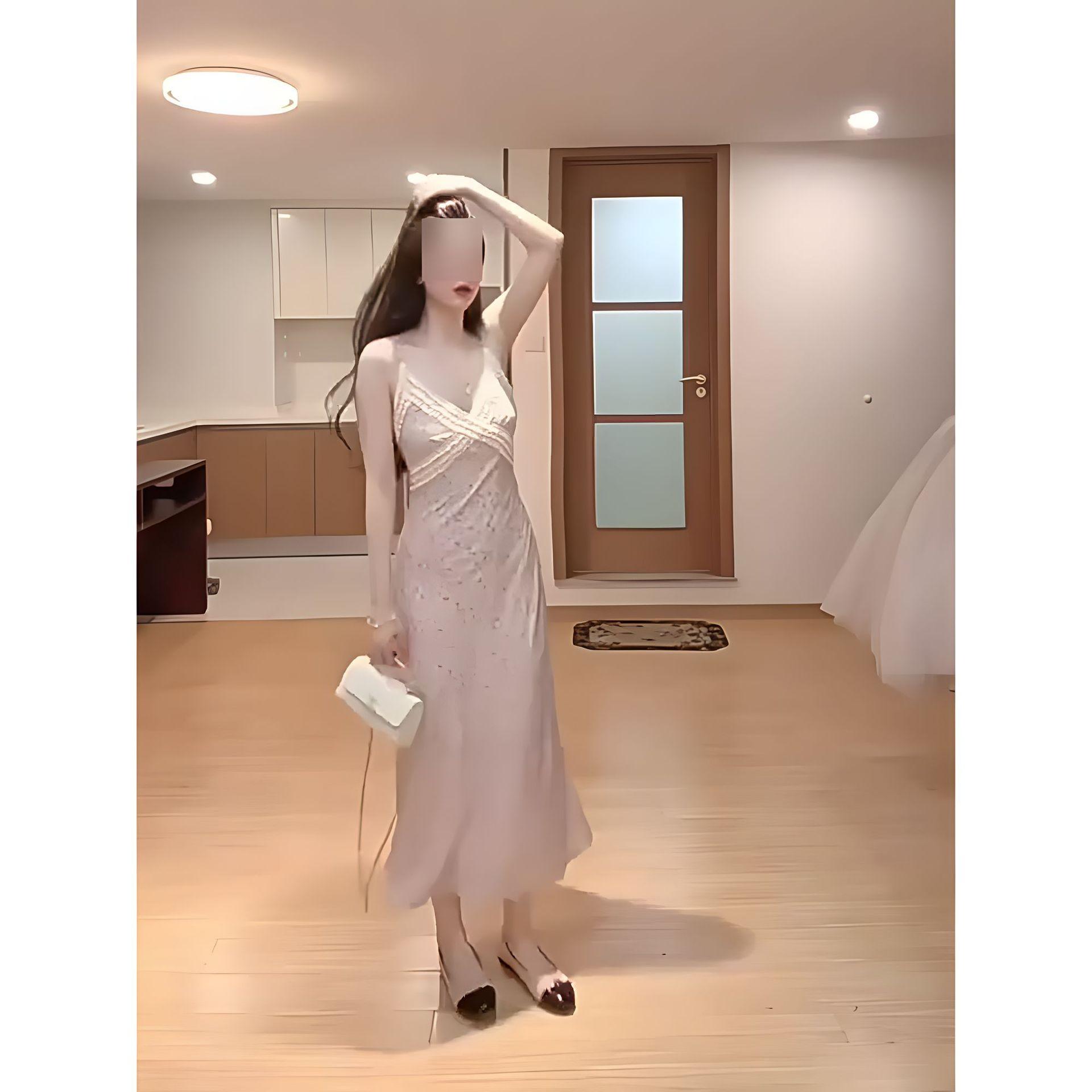 

Розовое цветочное платье на бретелях женское летнее новое дизайн крест v-образный вырез длина до талии XL- (recommended 110-60kg)