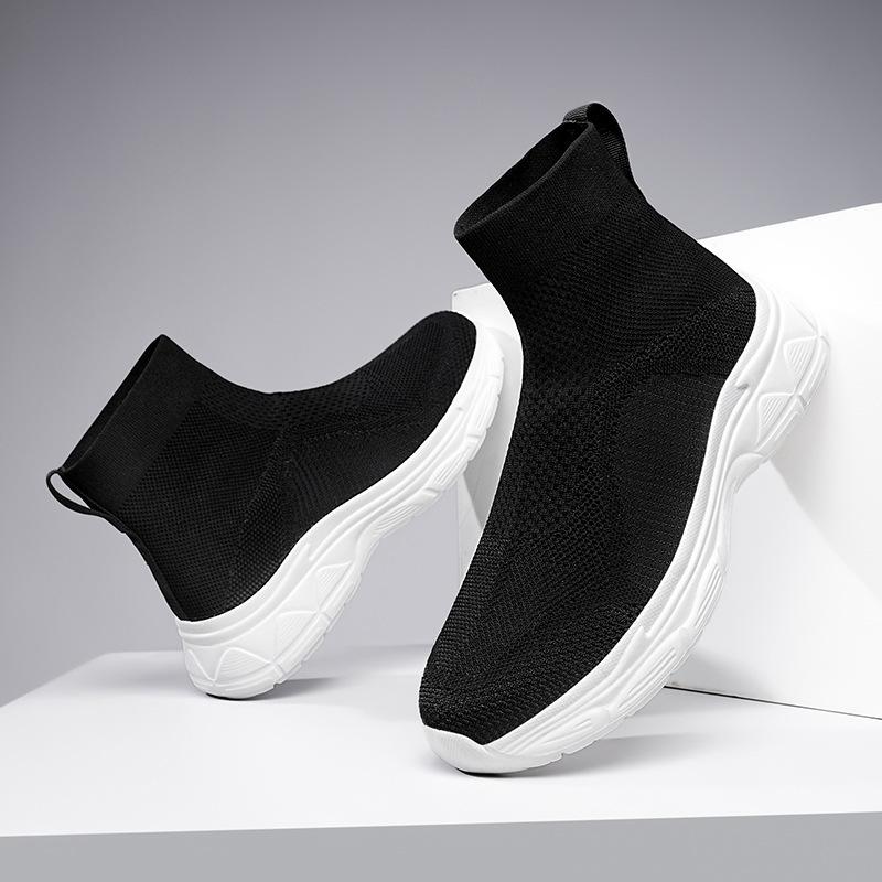 2025 summer new large size couple fly knitting, breathable casual sports socks shoes 36-48