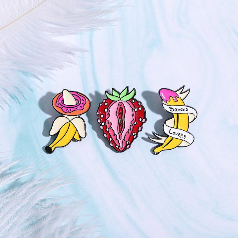 Unique Stylish And Fruit Themed Alloy Brooches With Colorful Strawberry And Banana Patterns For Accessories Trendy