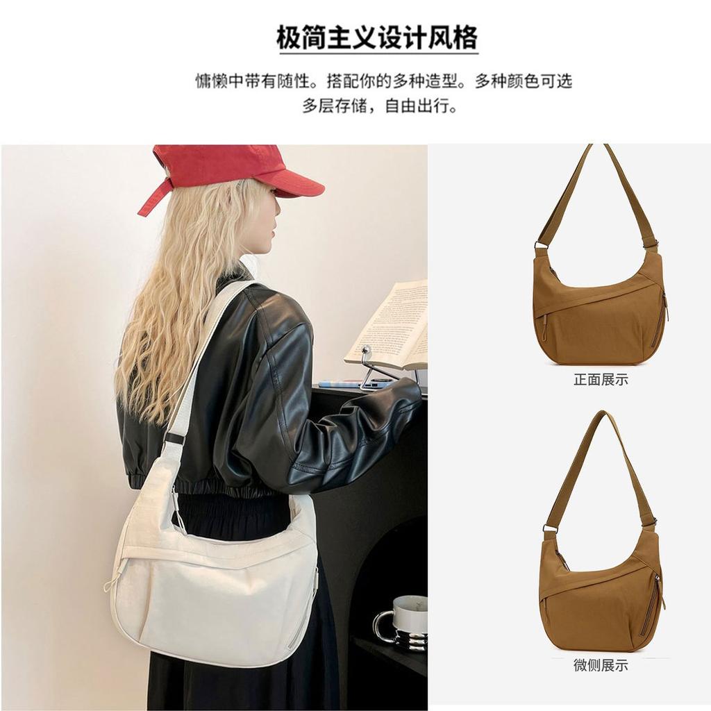 2025 New Fashion Lazy Style Large Capacity Messenger Bag Simple Versatile Nylon Women's Bag Trend Lightweight Shoulder Bag