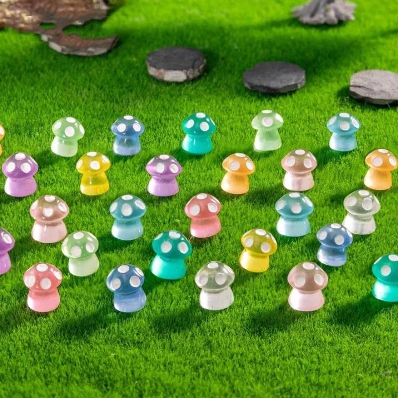 Mini Fluorescent Animals Resin Transparent Garden Balcony Sculpture Decoration Potted Miniature Landscape Christmas Decorations