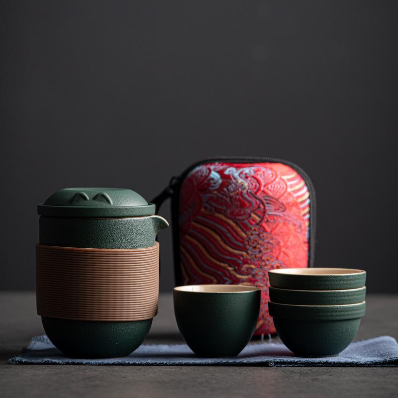 Compact Kuaike Travel Tea Set: One Pot, Four Cups, Portable Gongfu Brewing for Camping & Outdoors