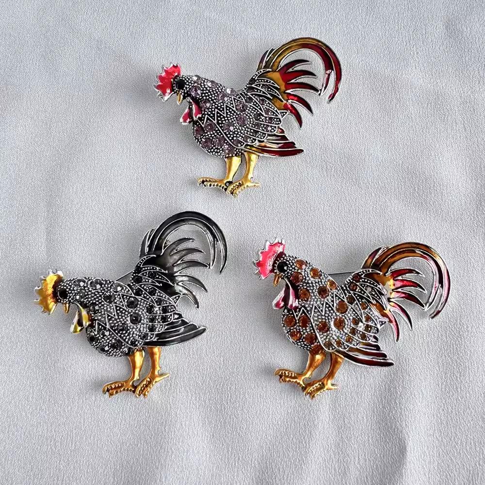 Vintage Rooster Enamel Brooch Pins for Man Unisex Inlaid Rhinestone Animal Corsages Pins Jewelry Accessories
