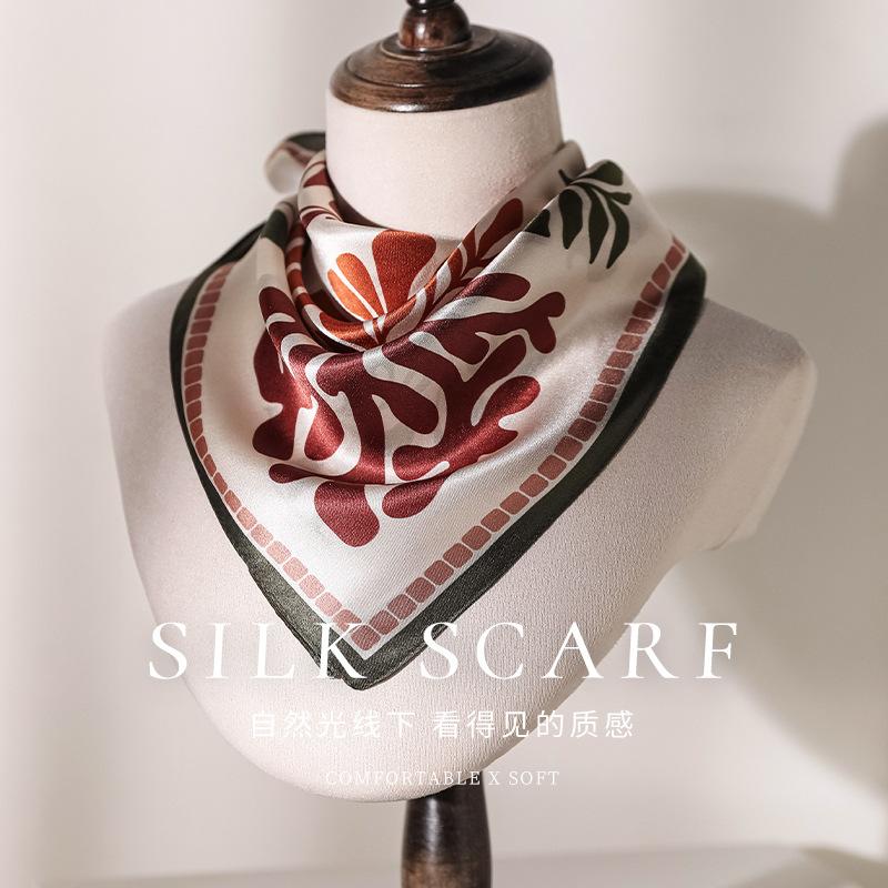 Light luxury new silk square scarf, women's mulberry silk printed silk scarf, versatile, advanced sunscreen, small square scarf, thin