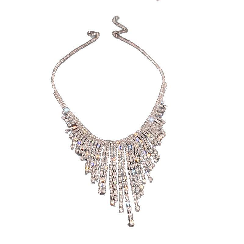 High-End European & American Rhinestone Tassel Necklace: Chic Geometric Design & Light Luxury Clavicle Chain