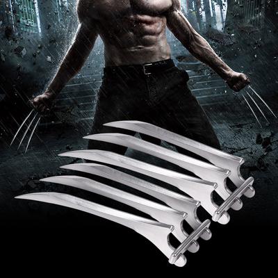 Adjustable Distance Between Fingers New Premium Retractable Wolverine Claws Movable Joint Realistic Plastic Cosplay Costume Props Set of 2 Wolverine Claws