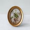 אמנות קיר ממוסגרת וינטג', תמונת ציור פרחים רטרו עם מסגרת לתלייה על הקיר, תצוגה על שולחן, פוסטר אמנות כפרי לסלון משרד