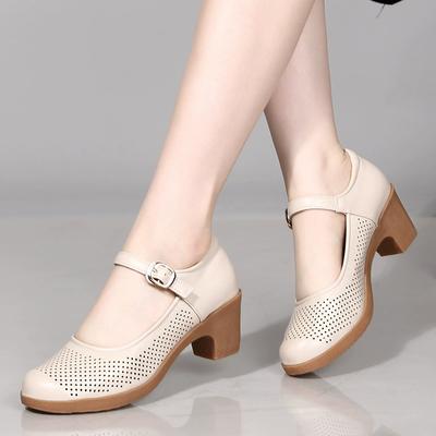 Casual Dames Chunky Hak Lichtgewicht Ademend Stippen Decor Comfortabel Outdoor Enkelbandje Lage Blokhak Dansschoenen Sandalen