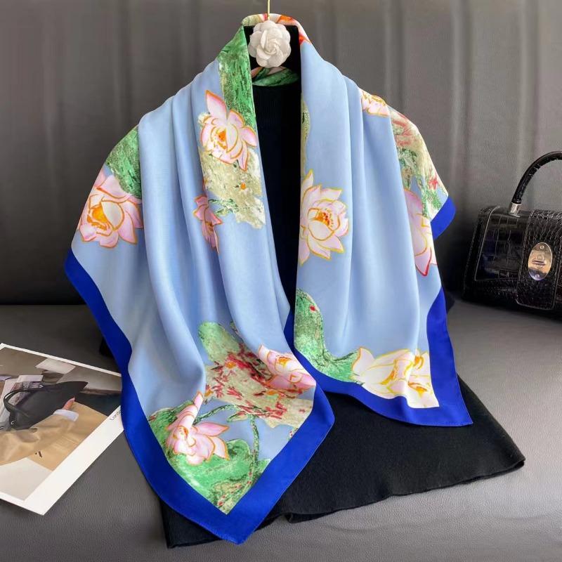 Women S Printed Square Scarf For Sun Protection And Daily Wear