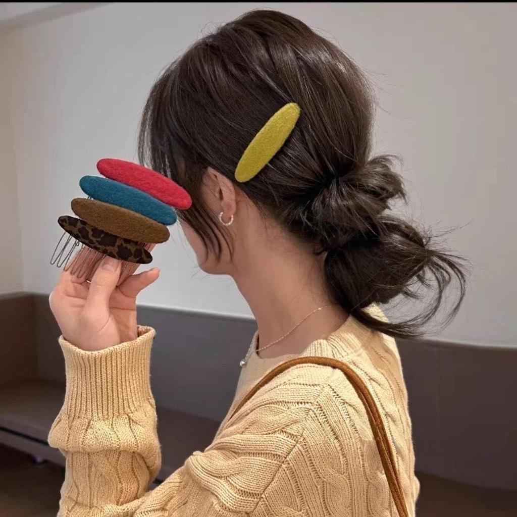 Korean Retro Woolen Hairpin Comb - Elegant Princess Style for Flyaways and Bangs
