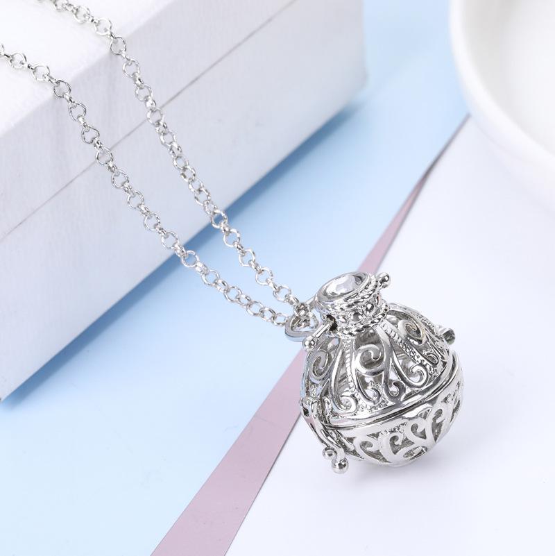 

Трансграничное ароматерапевтическое эфирное масло-ожерелье с вулканическим камнем и цветочным узором - парфюмерный диффузор