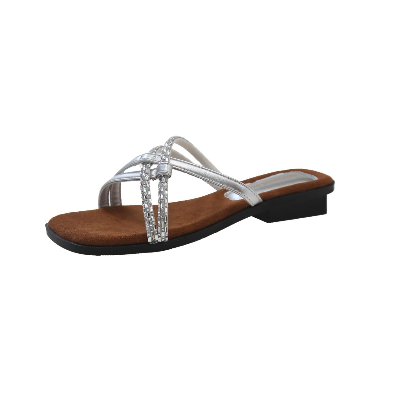 

Летние уличные современные тапочки на плоской подошве с блестками, женская обувь на распродаже 2025 года, фирменные однотонные модные женские тапочки Chinelos 40 серебряный