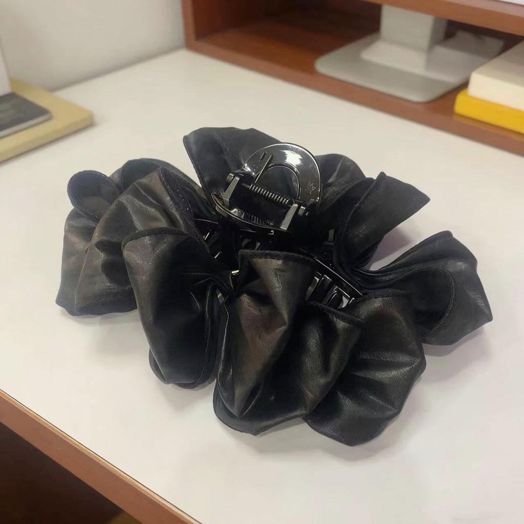 Lüks Yıldızlı Gökyüzü Rhinestone Fiyonk Saç Klipsi - Hacim Veren Köpekbalığı Klips Aksesuarı